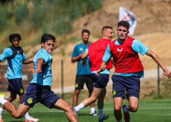 Sportske novosti – ‘Kaj si dosadan, ne zanimaju nas Rijeka i Hajduk!’ U Dinamu ne pričaju o transferima rivala