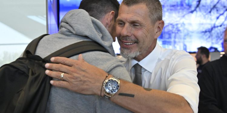 Sportske novosti – Nema kod Bobana mjesta ni za brata ni kuma, prošlo je vrijeme menadžerskih rikverca, povratnih lopti, unosnih provizija…