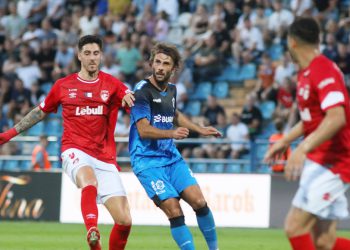 Sportske novosti – ‘Nema straha, idemo po prolaz, nisam na terenu u Varaždinu osjetio da su Portugalci bolji od nas’