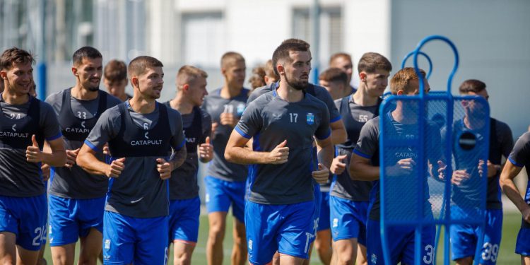 Sportske novosti – Osijek otišao na pripreme bez teško ozlijeđenog ponajboljeg igrača, Rožman naglasio najvažniji zadatak