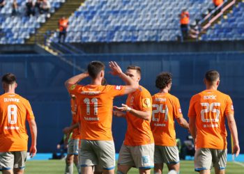 Sportske novosti – ‘Pa više se hvalilo Slaven i Istru, a Varaždin je s dvostruko manjim proračunom ušao u Europu! Sad ima i ono što mu je falilo’