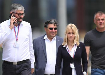 Sportske novosti – Potpuni šok za Hajduk u ionako teškoj situaciji: UEFA brutalno kaznila Splićane zbog financijskog fair-playa!