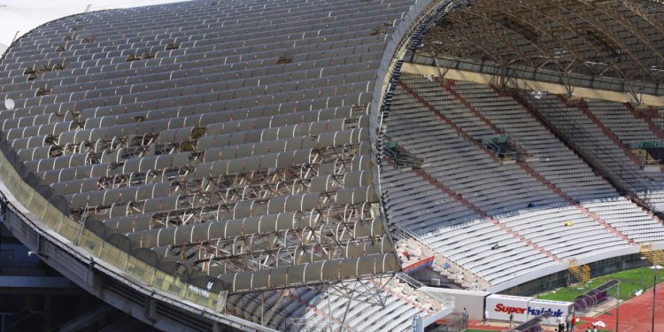 Sportske novosti – Predstavnici Hajduka i Grada Splita dogovorili hitnu sanaciju oštećenog Poljuda: ‘Angažirani su i alpinisti…’