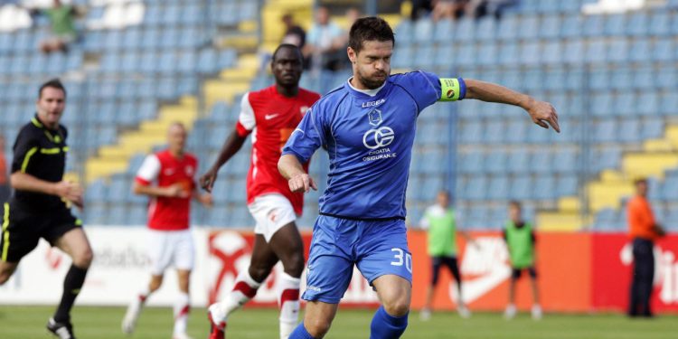 Sportske novosti – ‘Prevario’ pa ‘ispljuskao’ Dinamo, izubio naslov zbog ‘crne borše’, prvi izbacio klub iz ‘lige petice’, sad opet u Europi