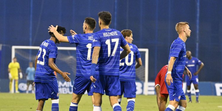 Sportske novosti – Prvi potencijalni problem u Dinamovoj svlačionici! Trebao je voditi igru, ali Boban ga ne vidi u prvoj momčadi