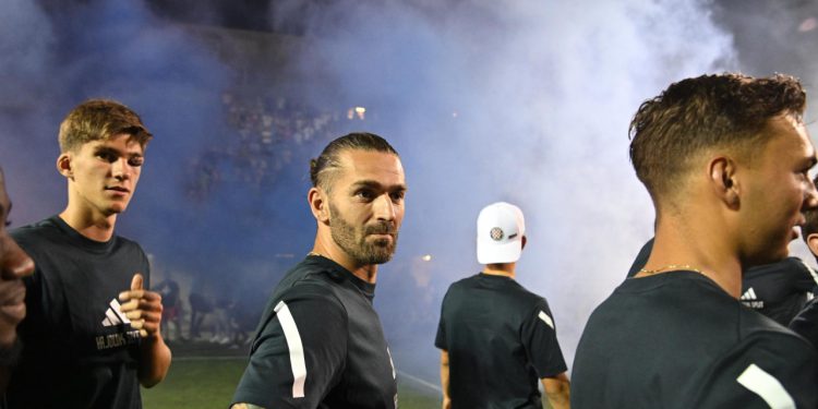 Sportske novosti – Statistika otkriva jedan Hajdukov problem: ‘Otkad je došao Livaja svi tupe isto; Pa nije on Superman’