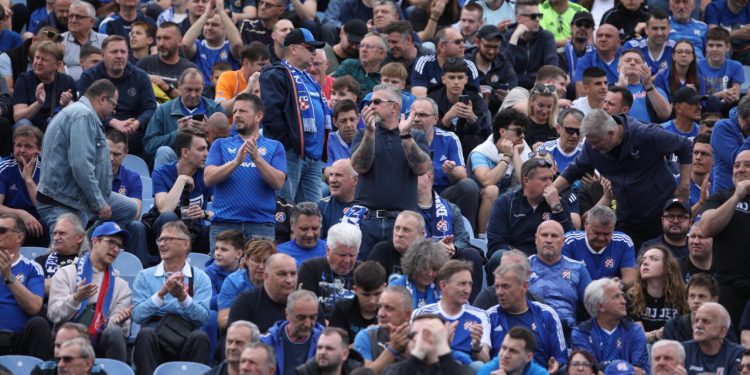 Sportske novosti – U subotu prva utakmica novog Dinama u Maksimiru, ulazak besplatan, ulaznice bi mogle biti razgrabljene