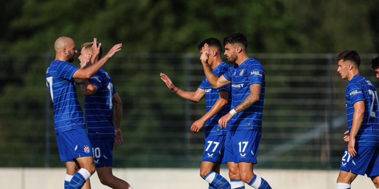 Sportske novosti – UŽIVO: GOOOL! Dinamo poveo protiv Brava, Kulenović probio Slovence! Pratimo zatvorenu utakmicu s priprema