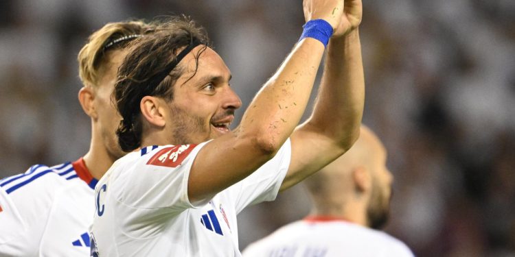 Sportske novosti – VIDEO: Ludilo u Splitu! Pogledajte gol koji je dignuo puni stadion na noge