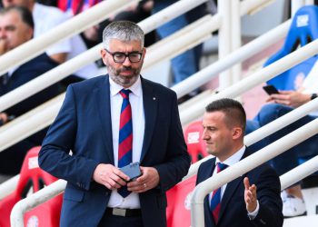 Sportske novosti – Žestoko priopćenje Hajduka, prozvali HNS i Sudačku komisiju: ‘On mora nestati iz hrvatskog nogometa. Zauvijek’