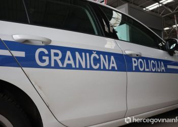 Spriječeno krijumčarenje 11 migranata u Grudama, među njima i maloljetne osobe