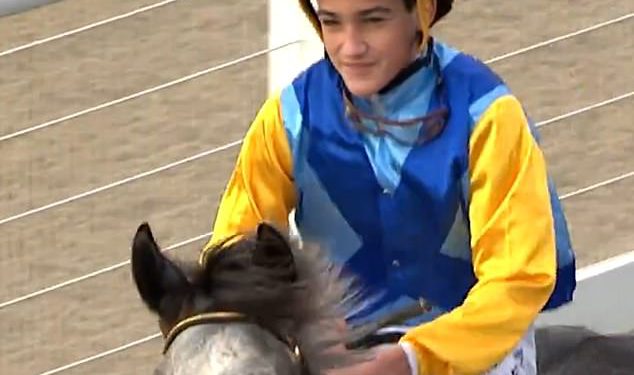 Srce kao obećavajući mladi džokej, 18 godina, tragično umire u sudaru motocikla