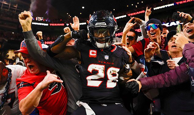 Star NFL trči u utrci protiv vremena kako bi napravio novu sezonu s ozljedom misterija