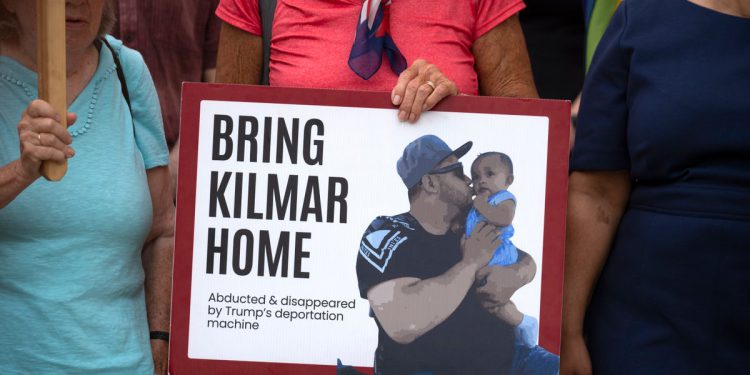 Sudac naređuje puštanje Kilmar Abrega Garcia iz zatvora dok je led blokiran da ga odmah deportira