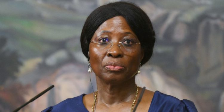 Sve ukradeno iz Afrike mora se vratiti – Mozambikanski FM – RT Afrika