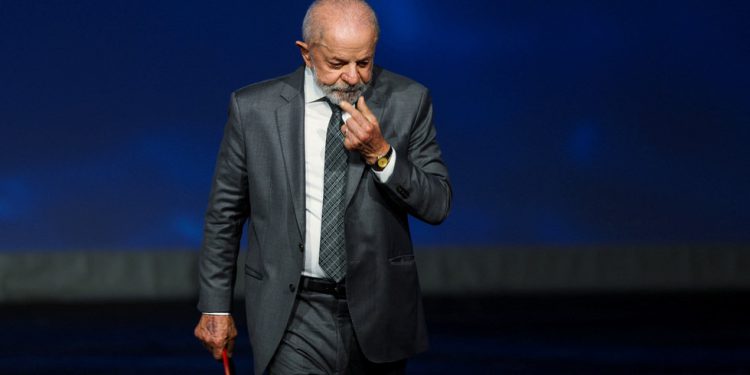 Svijet ne treba cara – Lula – RT World News