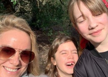 Tamzin outhwaite otkriva svoje najstarije dijete Flo, 17, transrodna: “Imao sam dvije kćeri i sada imam sina”