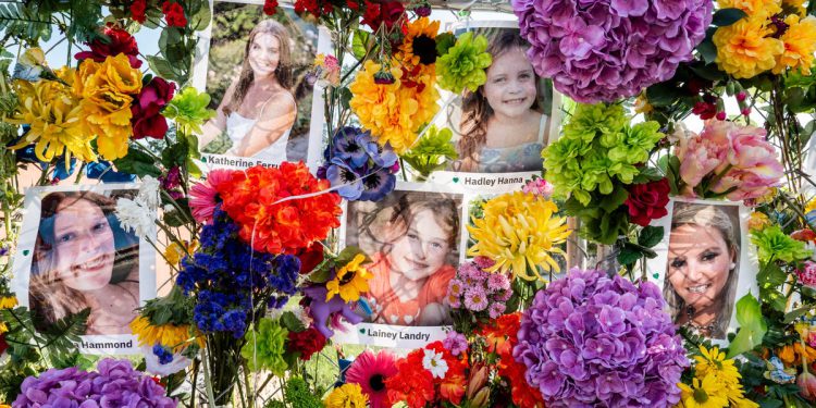 Teksaške poplave najnovije: Broj smrtnih slučajeva porastao je na 121 jer su kabine mistične kabine ‘utvrđeno da su u izuzetno opasnoj zoni poplave