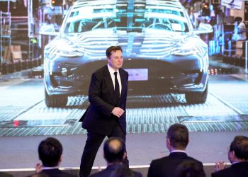 Tesla bilježi jedan od najtežih kvartala u više od desetljeća, dionice pale za 18 % od početka godine