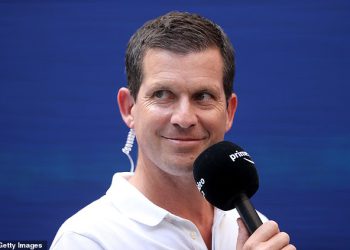 Tim Henman koristi svoj BBC utor za podršku kontroverznom projektu širenja Wimbledona