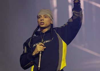 Tinejdžer uhićen dok je žena ostala ‘potpuno nesvjesna’ nakon što je svađa izbila na koncertu Velike Britanije Pertha u Velikoj Britaniji repera