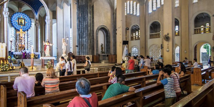 Tisuće Filipinaca pisalo Papi: Hoćemo ovog Hrvata za svetca