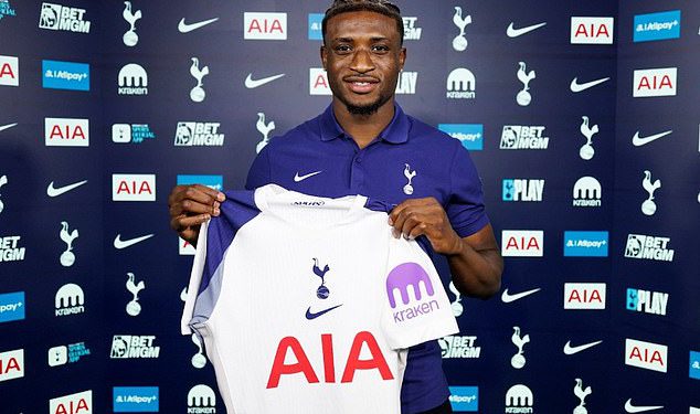 Tottenham potvrdi 55 milijuna funti potpisivanje Mohammeda Kudusa od suparnika West Hama dok naprijed postaje prvi veliki potpisivanje Thomasa Franka