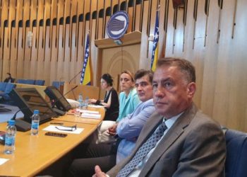 Tri člana, četiri sjednice, nula odluka: Komisija za nacionalne spomenike na plaće potrošila 1,3 milijuna KM