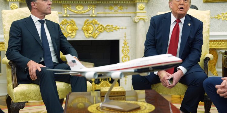 Trump gleda kako zaraditi novac od NATO -a prodaje oružja za Ukrajinu, a ne na štednju kija