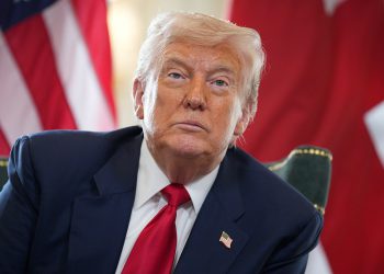 Trump govori ruskom Medvedevu da “gleda njegove riječi” nakon razgovora “ultimatum”