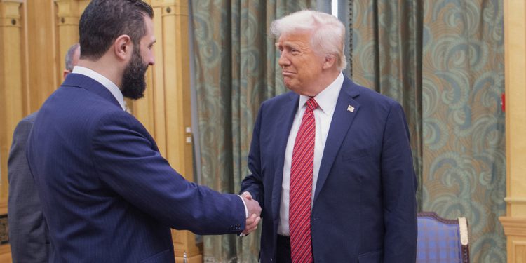 Trump naređuje pregled terorističke oznake sirijskog vođe – RT World News
