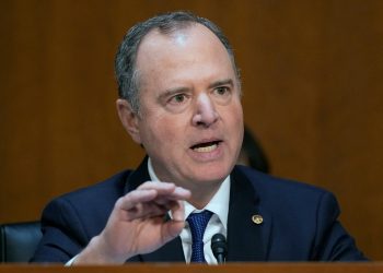 Trump optužuje vođu Imperment -a Schiffa za “hipotekarnu prijevaru” zbog kuće Maryland koju drži dok vraća Kaliforniju