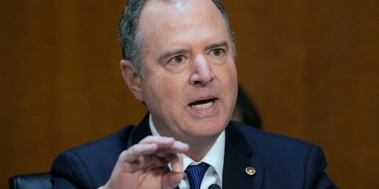 Trump optužuje vođu Imperment -a Schiffa za “hipotekarnu prijevaru” zbog kuće Maryland koju drži dok vraća Kaliforniju