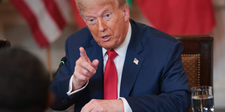 Trump prijeti 35% tarife na kanadsku robu i kaže da može udvostručiti ono što se naplaćuju druge nacije