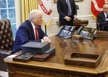 Trump tuži Rupert Murdoch – RT World News