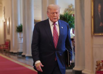 Trump zna da se njegovo ime nalazi u Epstein Files – WSJ – RT World News