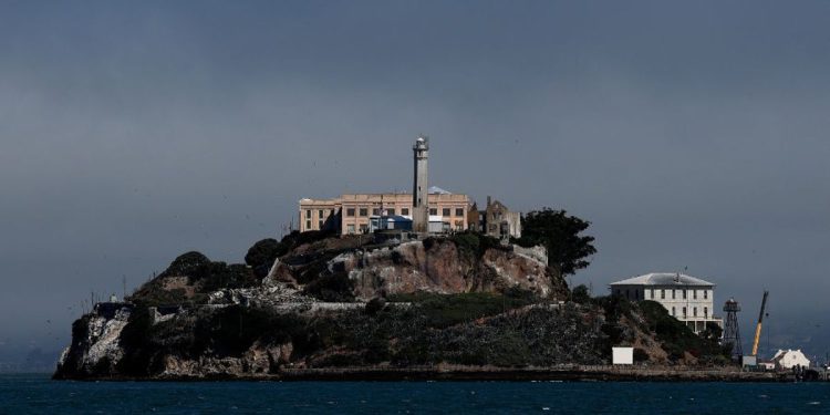 Trumpovi dužnosnici da najave ponudu za ponovno otvaranje Alcatraza kao savezni zatvor