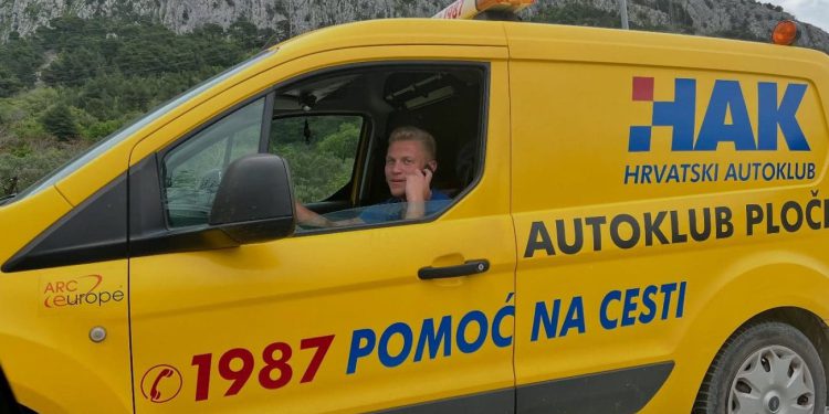 Tužna i potresna objava o mladiću iz Dalmacije koji je, zajedno sa sestrom, nesretno stradao…