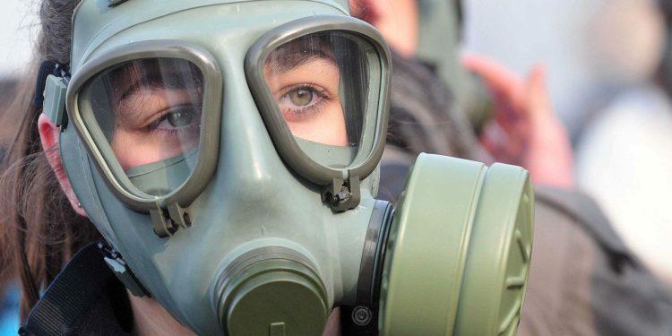 U Diklu spavali s ‘gas maskama’, u Petrčanima kao u kavezu! Bijes građana zbog stanja u sezoni, evo što kažu…