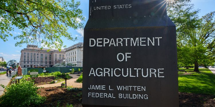 USDA puca 70 stranih radnika iz 4 protivničke zemlje, uključujući Kinu