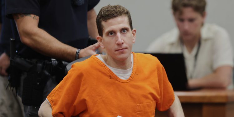 Ubojica Idaho Collegea Bryan Kohberger je tuširanje ‘Weirda’ koji svakodnevno zove mamu, kažu kolege zatvorenici