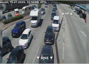 Udarni turistički vikend; gužve i zastoji duž cijele županije, čuvajte se i budite na oprezu!