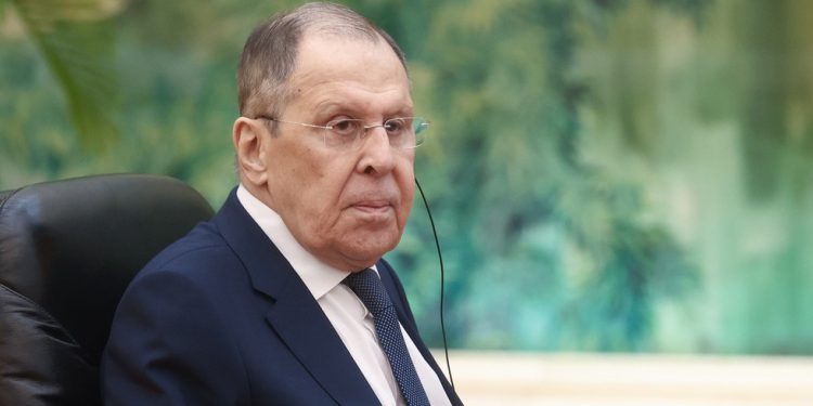 Ukrajina srušila mirovne pregovore – Lavrov – RT Rusija i bivši Sovjetski Savez