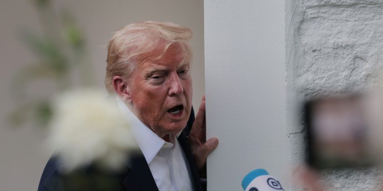 Ukrajinci mogu ostati u SAD -u – Trump – RT World News