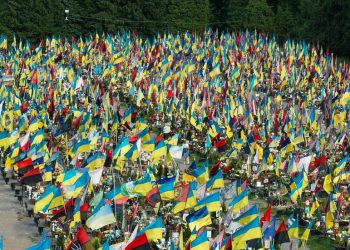 Ukrajini trebaju ljudi, a ne oružje – MP – RT Rusija i bivši Sovjetski Savez