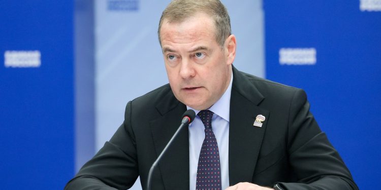 Ukrajinska ‘ruta’ nastavit će se – Medvedev – RT Rusija i bivši Sovjetski Savez