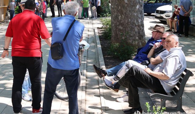 Umirovljenici traže dostojanstvo, ekonomist poručuje: ‘Nisu oni problem, već nedostatak radne snage’