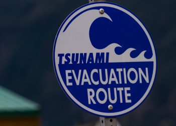 Upozorenja o Tsunami izdana u više zemalja nakon velikog potresa od Rusije: Ažuriranja uživo
