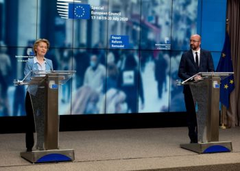Ursula von der Leyen preživjela glasovanje o nepovjerenju u Europskom parlamentu