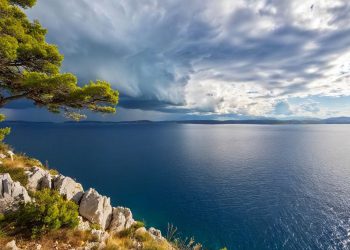 Utorak nestabilniji i manje vruć uz umjeren maestral i lebić